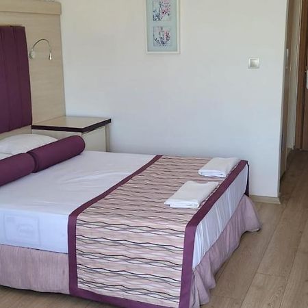 Bronze Hotel Gümbet Buitenkant foto