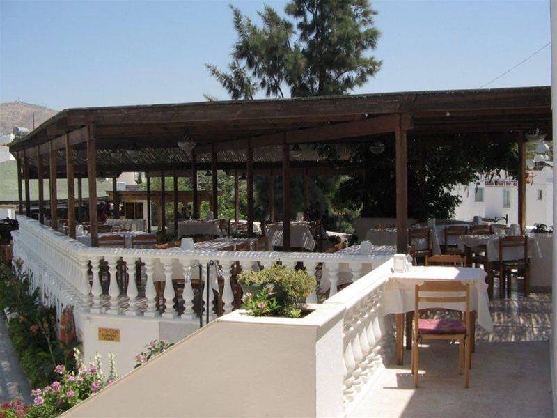 Bronze Hotel Gümbet Buitenkant foto